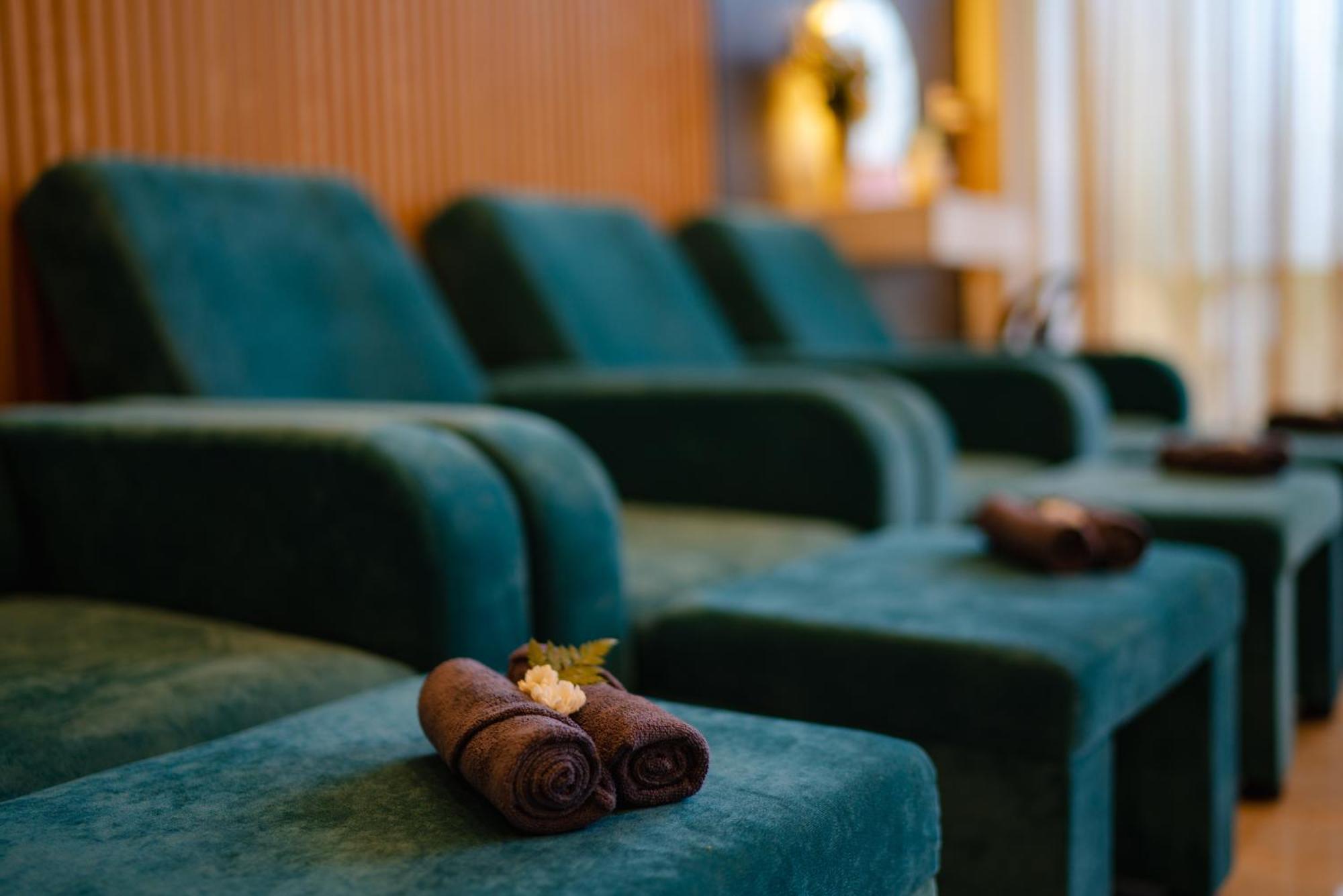 Ha Royal Boutique Hotel & Spa هوي ان المظهر الخارجي الصورة